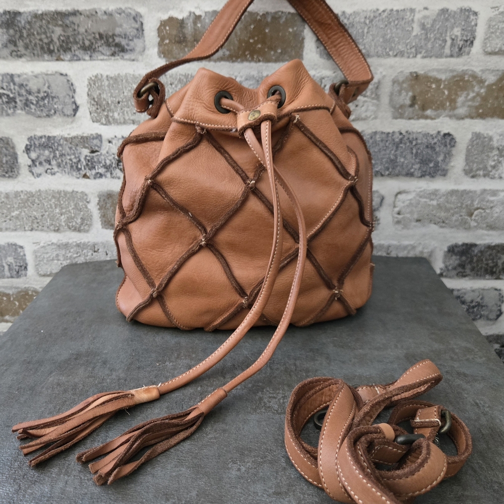 Elegant Tan Leather Women's Bag
